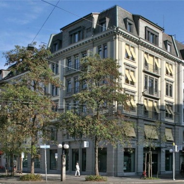 Fassadensanierung Credit-Suisse, Badenerstr. 50 / Kanzleistr. 4, Zürich (19.Jh.); 2009