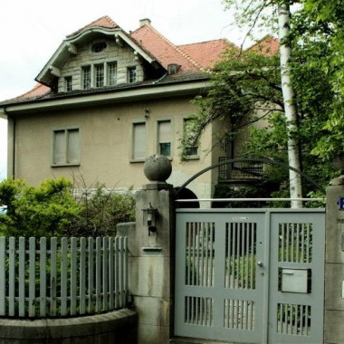 Sanierung/Dachausbau Villa 