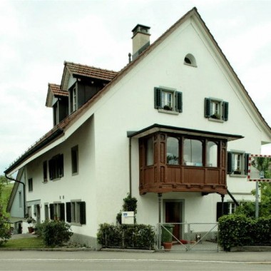 Gesamtsanierung Flarzhäuser Innerwillikon, Oetwil ZH (17.Jh.); 1994