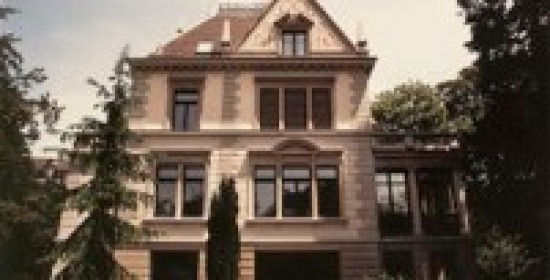 Restaurierung Bürogebäude „Riesmatt“, Mittelstr. 8, Zürich (19.Jh.); 1984