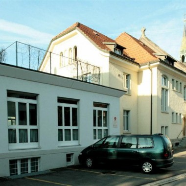 Saalanbau Freie Kirche Uster, Gerbestr. 7, Uster ZH (1.-Wettb.-Preis); 2000