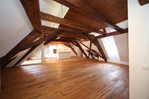 417 Frohnwagplatz 27; DG, 4.04 Wohnen und Essen (1)